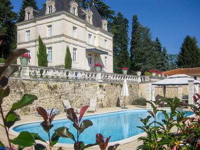 Holiday home Dignac Chateau Sleeps 10 Pool WiFi