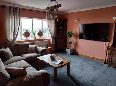 Апартаменты 3-Bed Apartment in Lowestoft with sea views