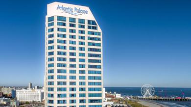 Отель Boardwalk Resorts at Atlantic Palace