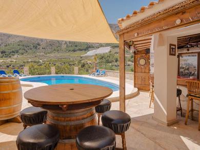 Holiday home Serene Holiday Home in Callosa d Ensarria with Private Pool