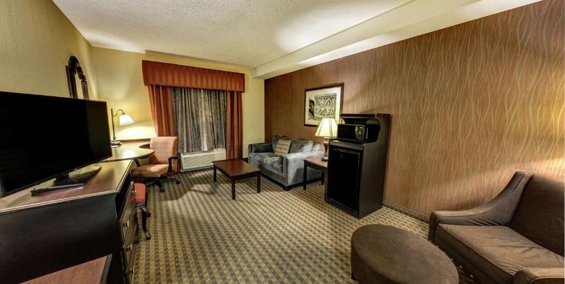 Отель Hampton Inn & Suites Chadds Ford
