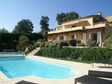 Вилла Quaint villa in Grimaud with private pool