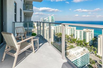 Apartments NEW 2019 SE Luxury SUITE OCEAN VIEW, 20st Floor!