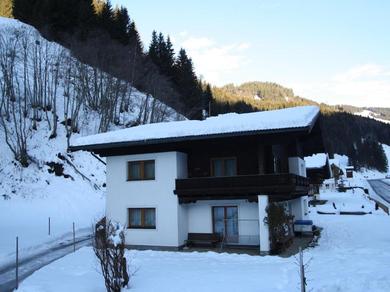 Апартаменты Spacious Apartment near Ski Area in Salzburg
