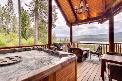 Отель Luxury Mtn Cabin with Sweeping Cle Elum Lake Views!
