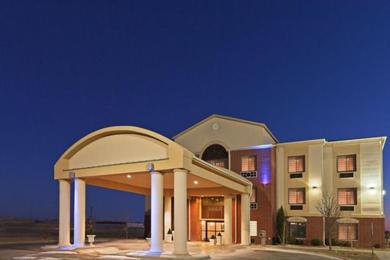 Hotel Holiday Inn Express Hotel & Suites Plainview, an IHG Hotel