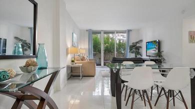 Apartments Spacious One Bedroom Ground floor Beach Rental at Tides Miami