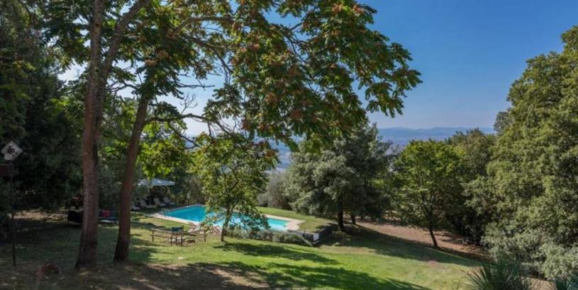 Вилла Fattoria del Castagno Villa Sleeps 14 with Pool