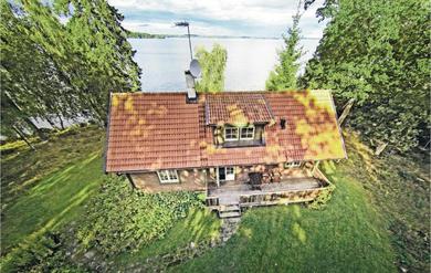Holiday home Amazing home in Kvicksund with 3 Bedrooms and Sauna