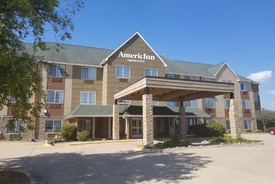 Отель AmericInn by Wyndham, Galesburg, IL