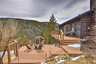 Дом отдыха Idaho Springs Retreat with Deck, Mountain Views