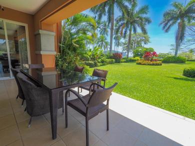  Ocean Front Condo In Peaceful, Gated Community