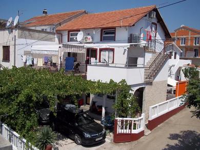 Apartments with a parking space Vodice - 12926