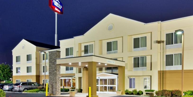 Отель Fairfield Inn & Suites Clarksville