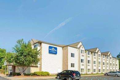 Hotel Microtel Inn & Suites by Wyndham Detroit Roseville