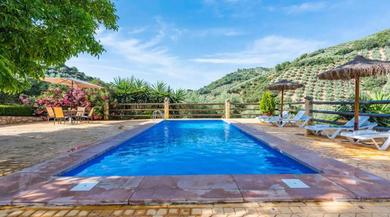 Villa 6 bedrooms villa with private pool furnished garden and wifi at Montefrio