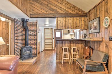Holiday home Cozy Log Cabin Escape In the Heart of Creede!