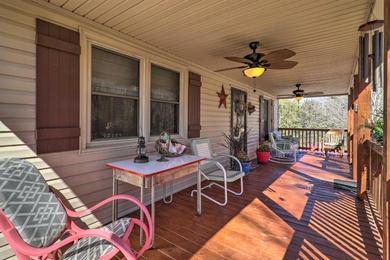 Дом отдыха Nature Escape in Wytheville with Covered Porch!