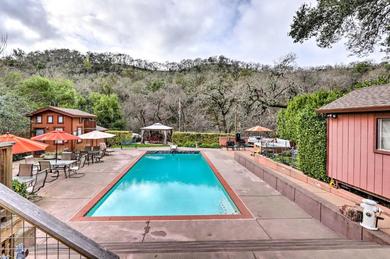 Holiday home Wine Country Retreat at Private Creekside House!