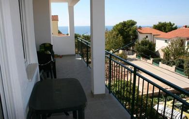 Apartments Apartment Josipa - relaxing with sea view
