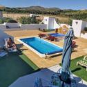 Villa 2-Bed Villa with pool garden & parking near Seron