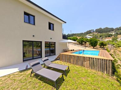 Отель Casa da Milinha - Villa with a Pool near Rio Douro