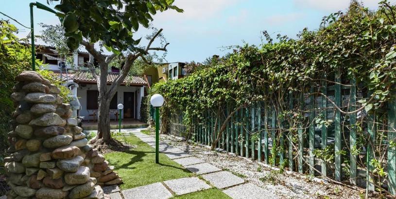 Hotel Quartu Sant'Elena Lovely Apartment with Garden!
