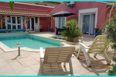 Holiday home Maison d'une chambre avec vue sur la ville piscine privee et jardin clos a Roques