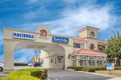 Hotel Travelodge by Wyndham Costa Mesa Newport Beach Hacienda