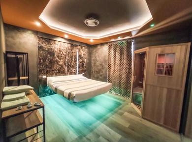 Apartments Garda fantasy green jacuzzi sauna piscina