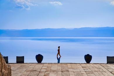 Курорт Mövenpick Resort & Spa Dead Sea