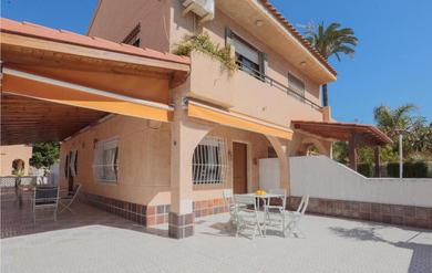 Holiday home Amazing home in Los Alczares with WiFi and 4 Bedrooms