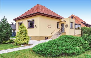 Дом отдыха Amazing home in Kuhlen Wendorf with 3 Bedrooms, Sauna and WiFi