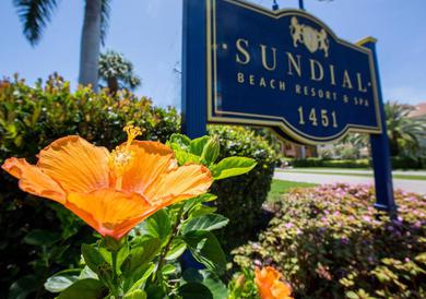 Отель Sundial Beach Resort & Spa