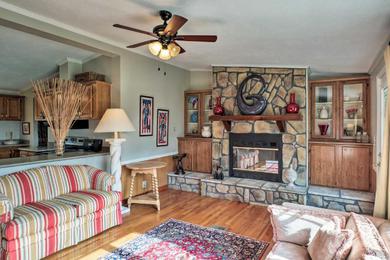 Дом отдыха Pet-Friendly Home by Cloudland and Chickamauga!