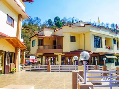 Отель Shivalik River Retreat