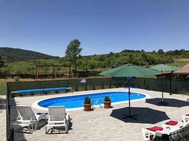 Apartments One bedroom appartement with shared pool furnished garden and wifi at Rakovica