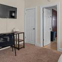 Hotel 5403 Quincy 1W 1 Bedroom 1 Bathroom Apartment in South City
