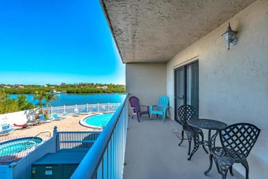 Apartments Bay Shores Yacht & Tennis 208, 2 Bedrooms, Sleeps 6, Heated Pool, Spa, Bay View