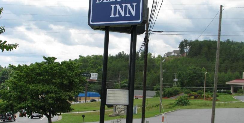 Мотель Deluxe Inn