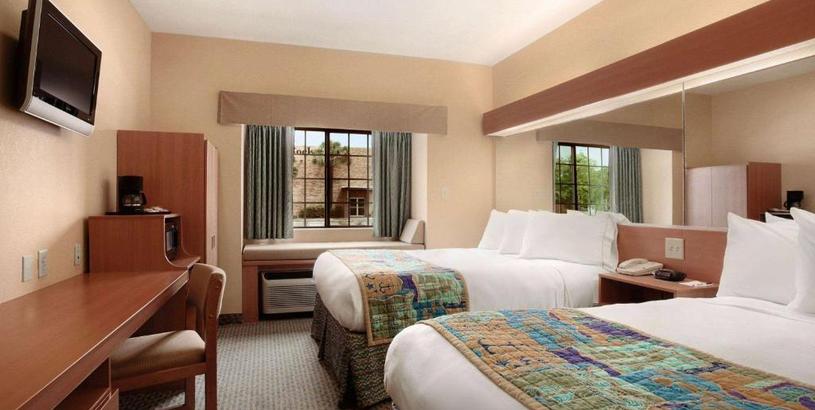 Hotel Microtel Inn & Suites by Wyndham Panama City