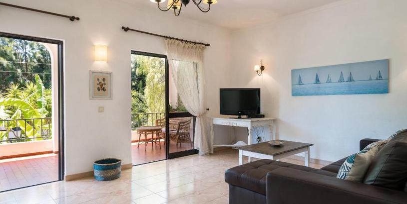 Апартаменты Casa Costa e Silva - 4 bedrooms apart with private pool in a quiet location