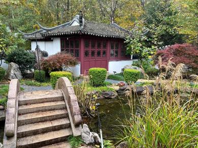  Authentic Classical Chinese Cottage in Amazing Zen-Garden