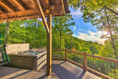 Holiday home Peaceful Stony Point Getaway with Hot Tub and Views!