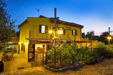 Guest house Coppola Rossa Relax B&b Agriturismo