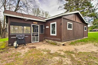 Дом отдыха Bemidji Cabin with Gas Grill and Access to Lake!