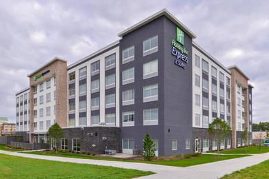 Hotel Holiday Inn Express & Suites - Mall of America - MSP Airport, an IHG Hotel