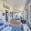 Holiday home Hilton Lake Getaway with Over-the-Water Deck!