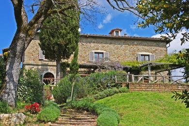 Вилла Villa Calcina, Beautiful Tuscan Farmhouse