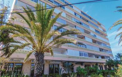 Apartments Awesome apartment in Torrevieja-La Mata with 1 Bedrooms